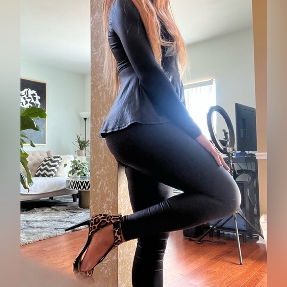 Katherine Kelly Blake T-Strap Natural Leopard Calf Hair Stiletto Heels - Picture 12 of 15